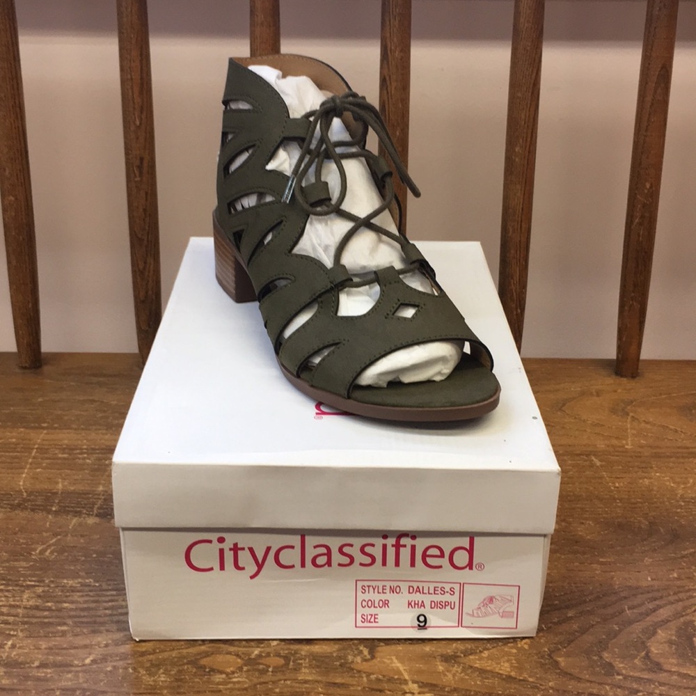 Cityclassified Olive Lace-Up Sandals